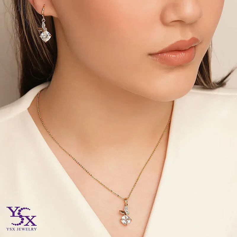 نیم ست زنانه طرح پروانه نگین دار  برند YSX