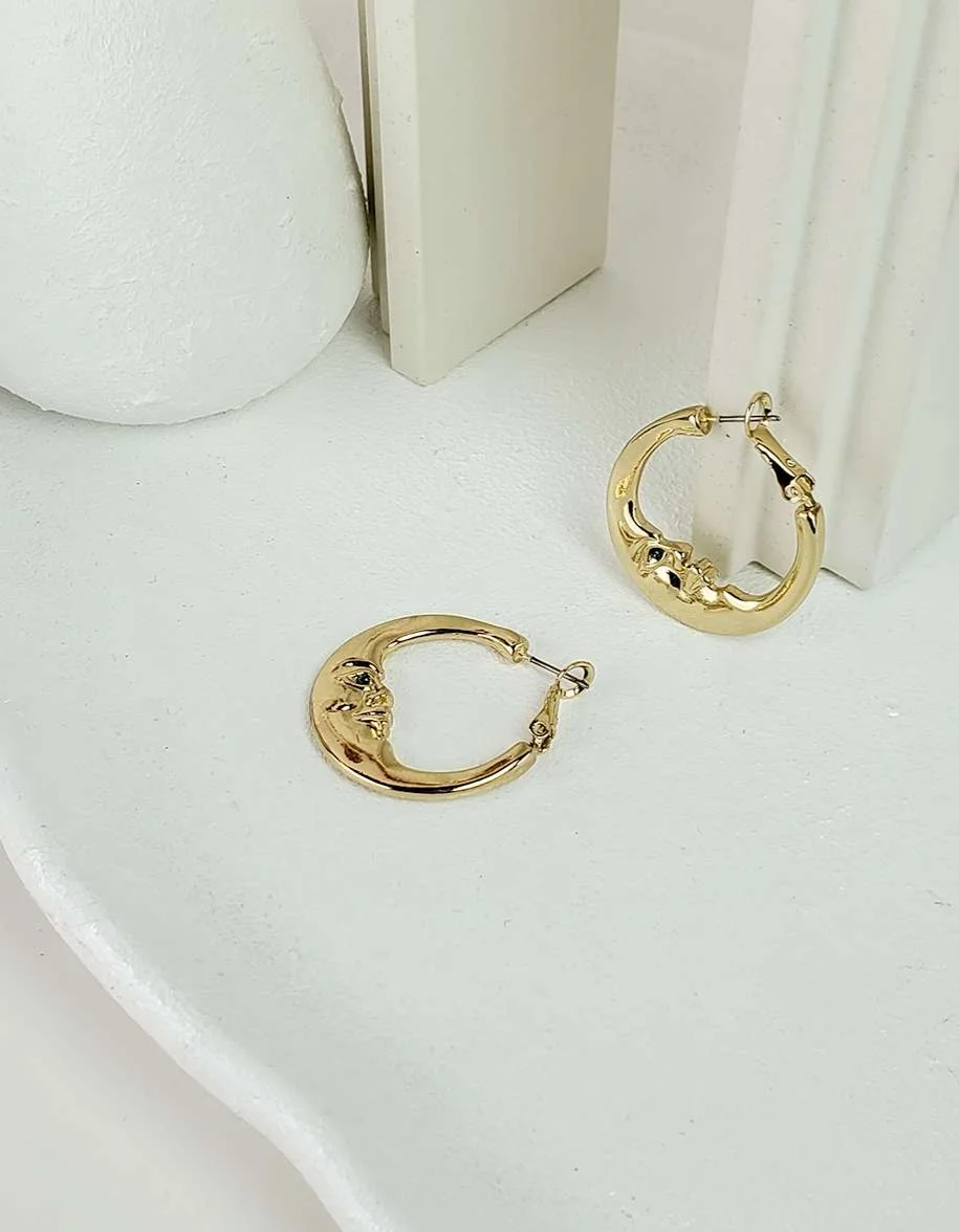 گوشواره حلقه‌ای فانتزی دخترانه طرح ماه خندان