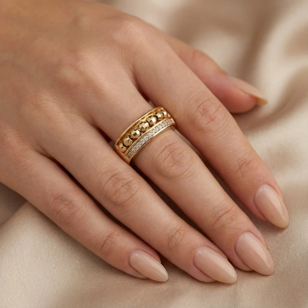 انگشتر زنانه با طرح البرنادو و نگین های ظریف ژوپینگ