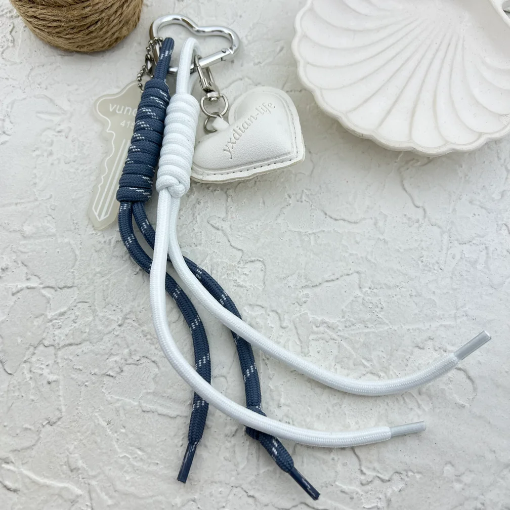 آویز کیف شیک طرح قلب و کلید، یک اکسسوری خاص