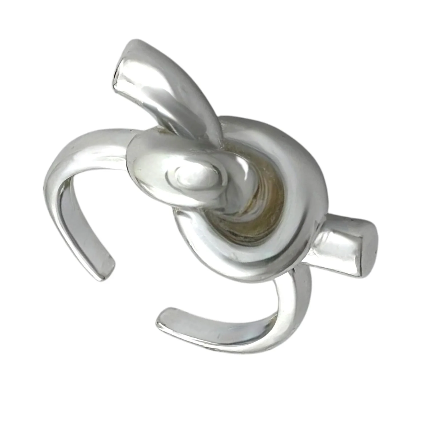 انگشتر زنانه مینیمال طرح گره، ظرافت در عین سادگی