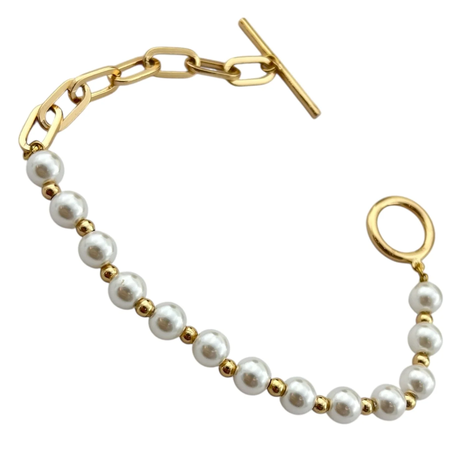 دستبند زنانه با طرح مروارید و زنجیر طلایی