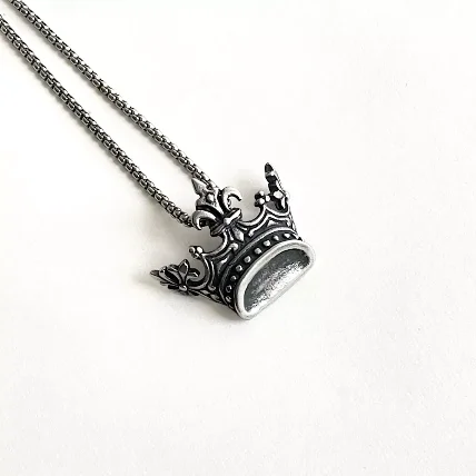 گردنبند مردانه با طرح تاج کیانی، الهام گرفته از تاریخ ایران
