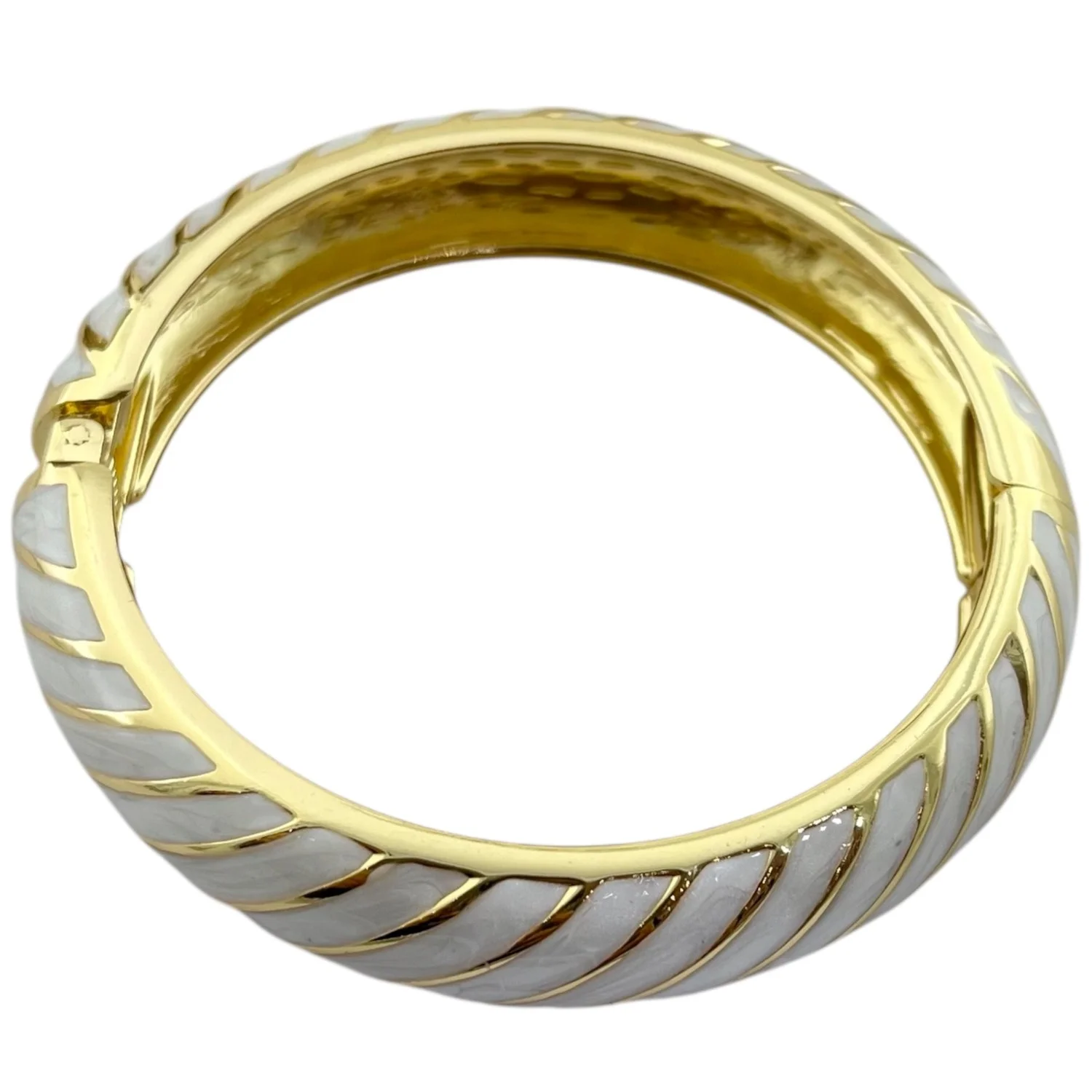 دستبند زنانه بنگل با طرح میناکاری زیبا و رنگ های متنوع