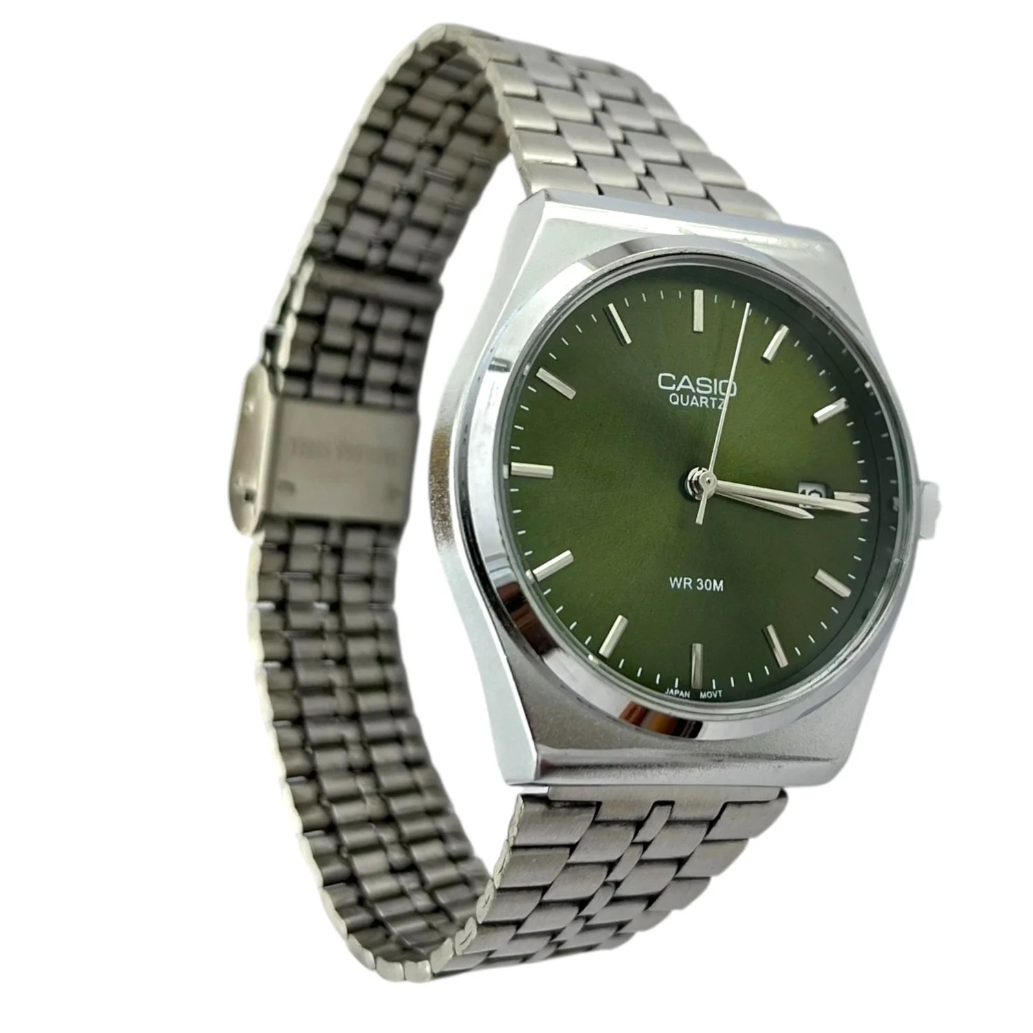 ساعت مچی زنانه با طرح کاسیو، انتخابی شیک و مدرن