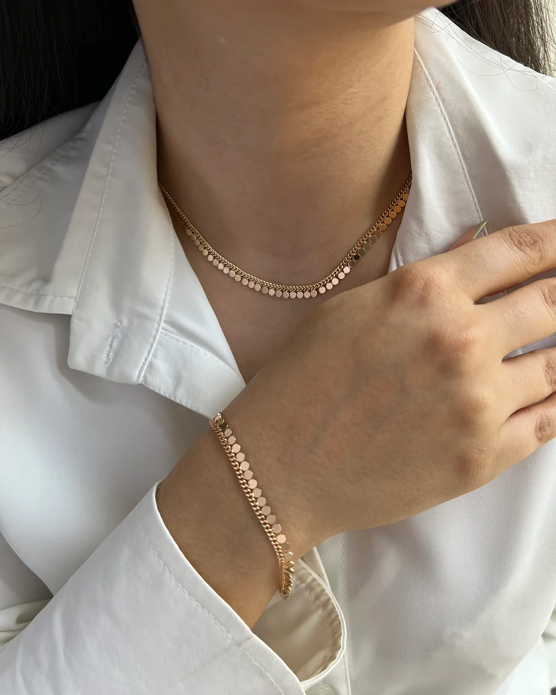 نیم ست دستبند و گردنبند طرح سکه شیک ژوپینگ