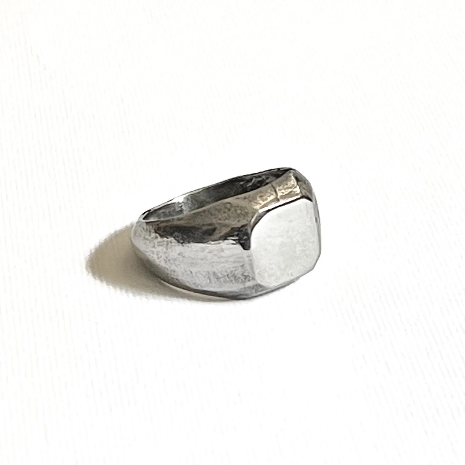 انگشتر مردانه استیل، طرح ساده و شیک