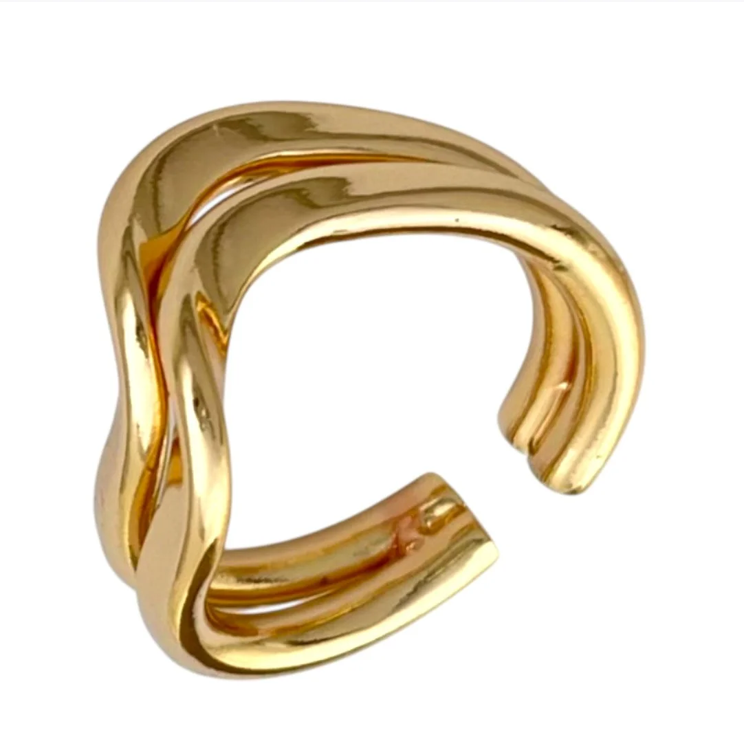 انگشتر زنانه طرح طلا با فرم موجی