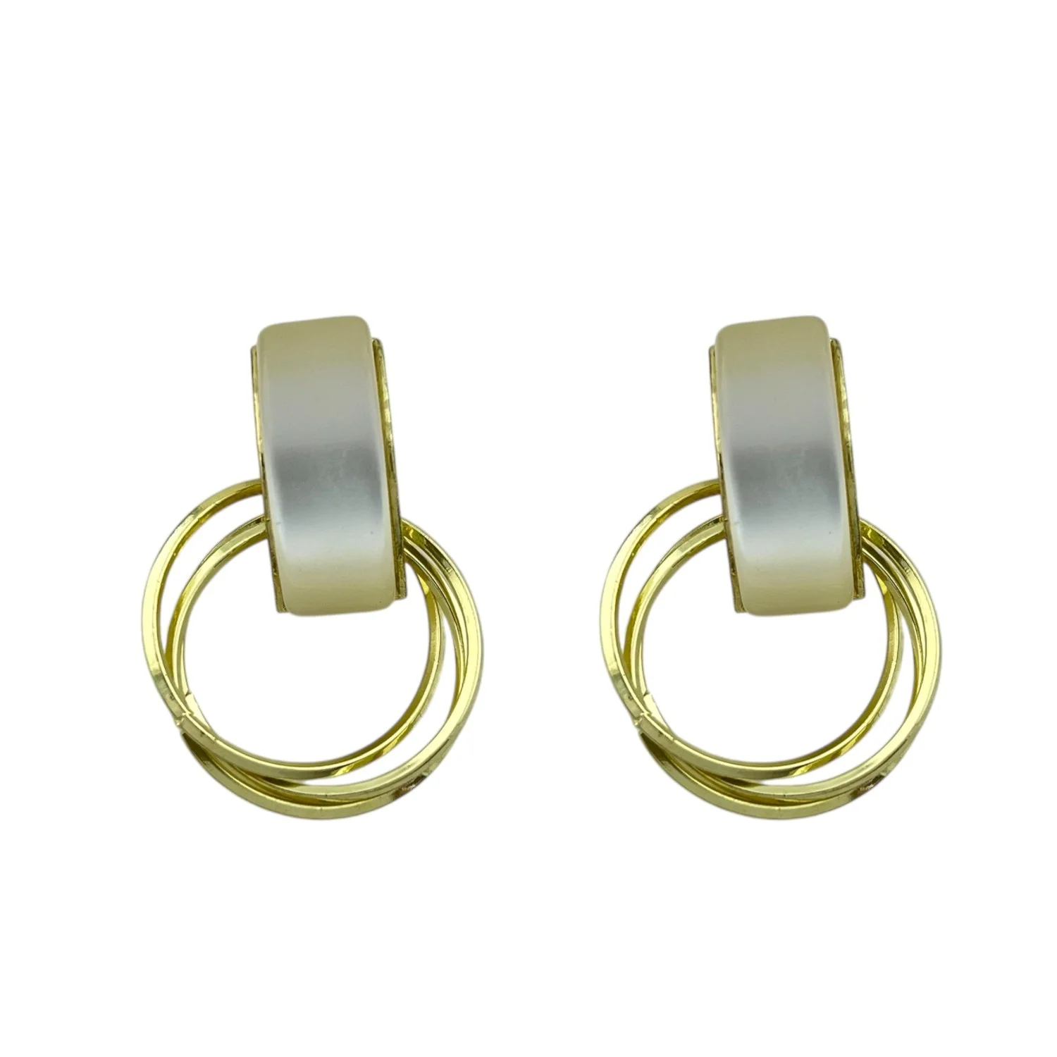 گوشواره زنانه طرح دایره، انتخابی شیک برای بانوان خوش سلیقه