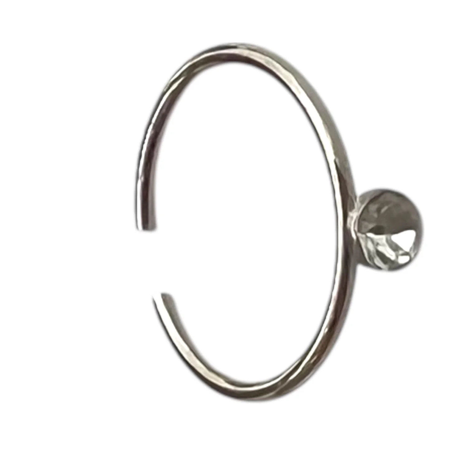 پیرسینگ بینی حلقه ای فیک با نگین ظریف