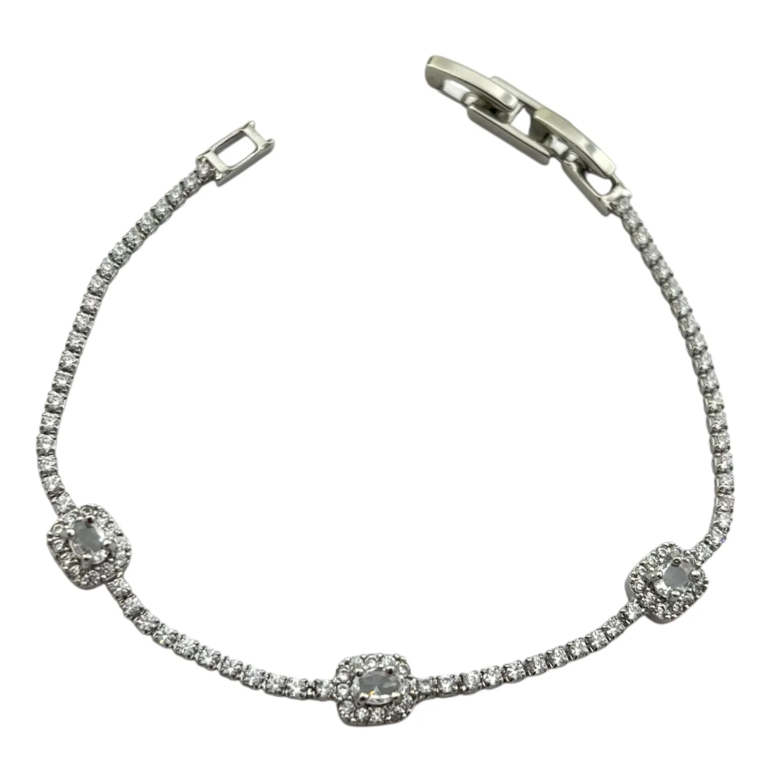 دستبند زنانه طرح تنیسی با نگین های ظریف و درخشان