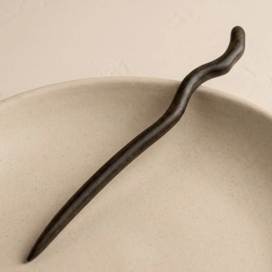 کانزاشی مو زنانه چوبی موج‌دار مدل آیسا