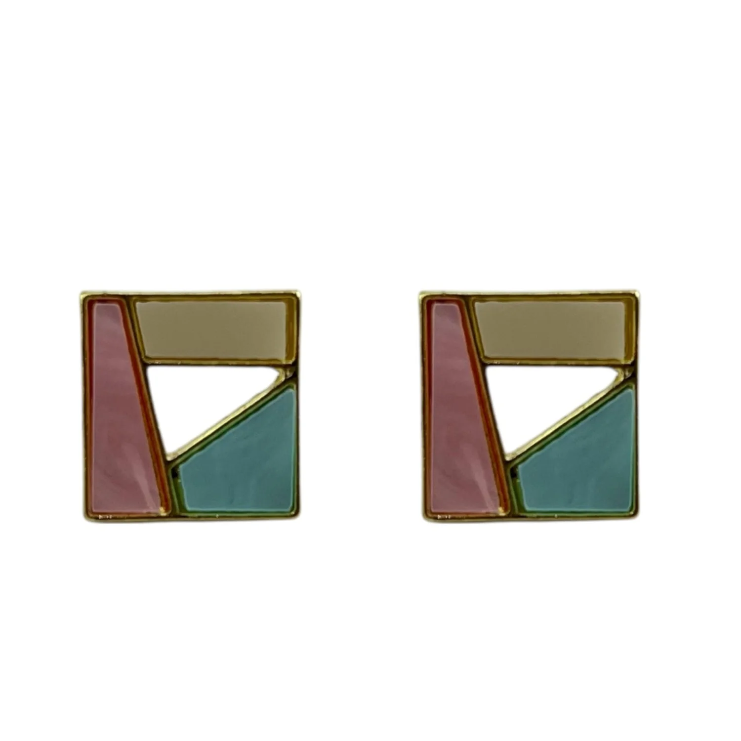 گوشواره زنانه طرح مربع، انتخابی شیک و خاص برای بانوان