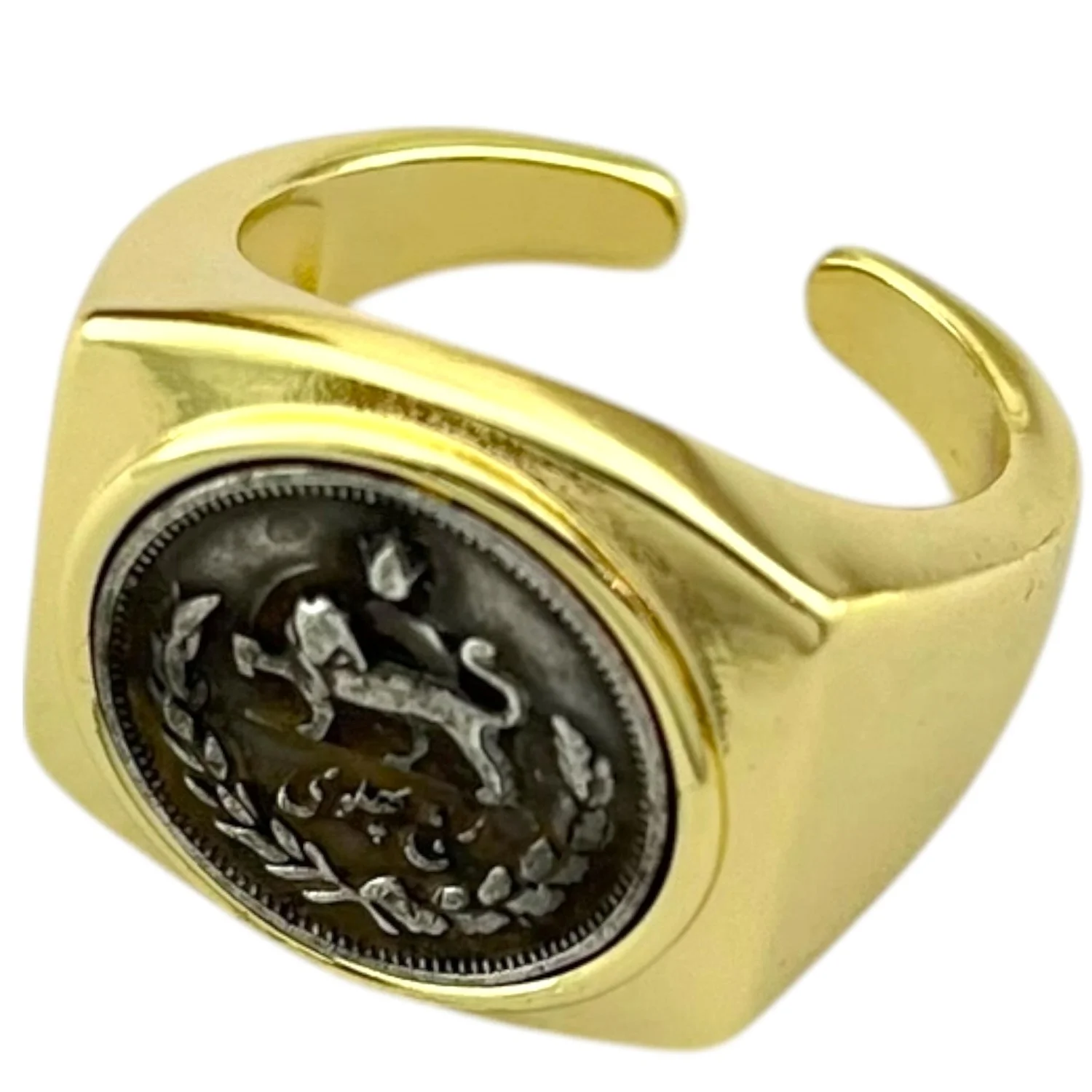 انگشتر زنانه با طرح سکه قدیمی و رنگ طلایی