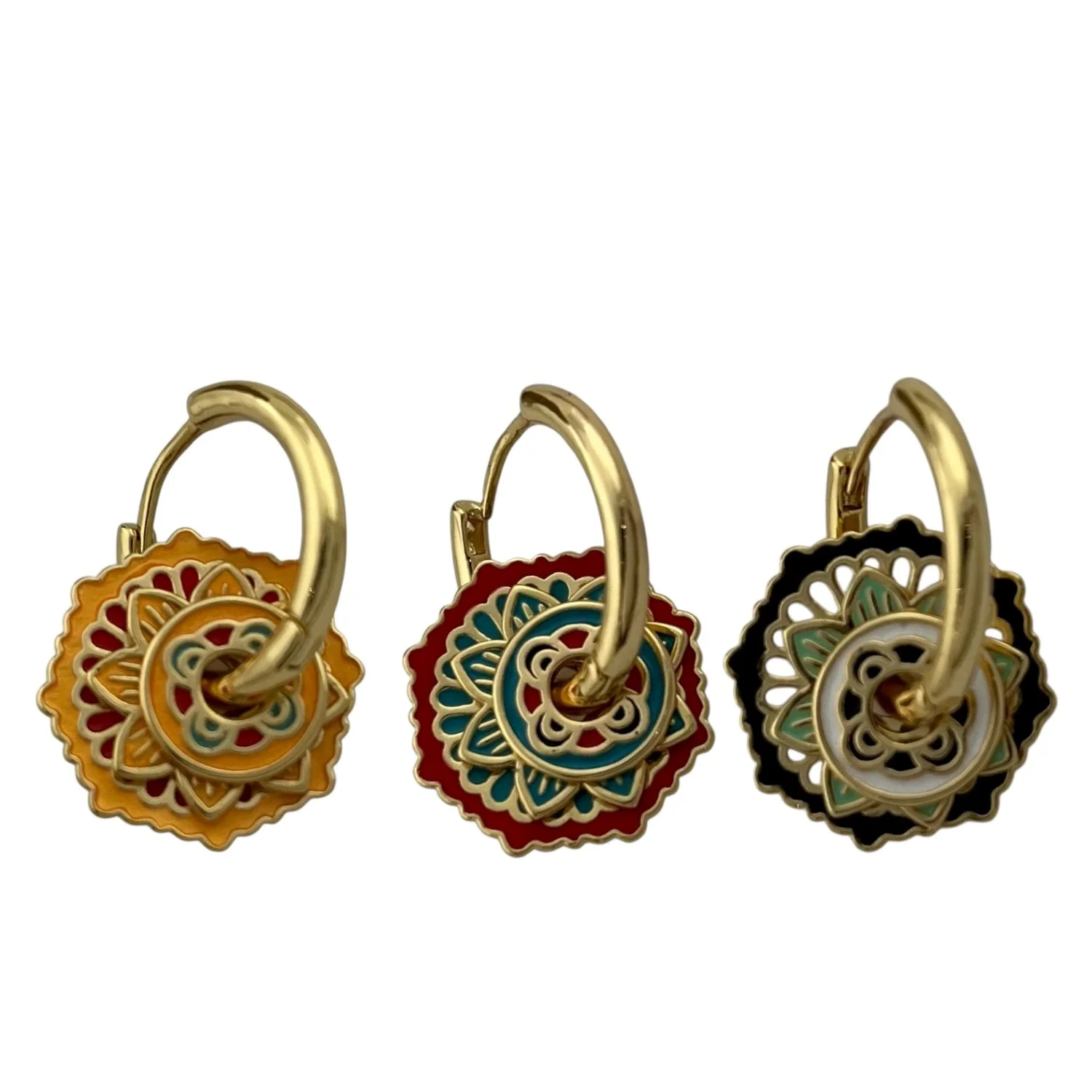 گوشواره زنانه مدل مهره میناکاری، ظرافت و رنگ در یک قاب