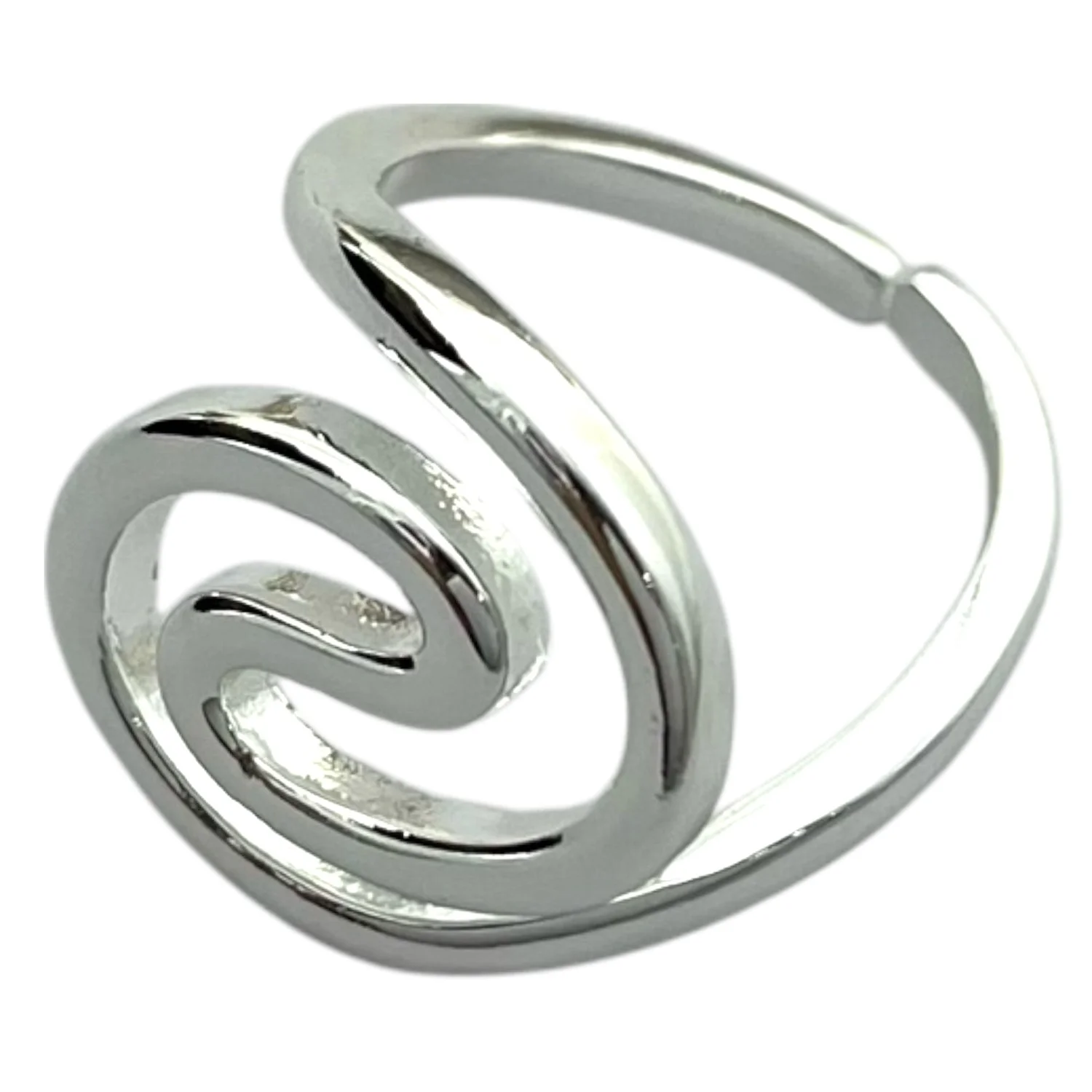 انگشتر زنانه با طرح مارپیچ مینیمال و روکش نقره‌ای