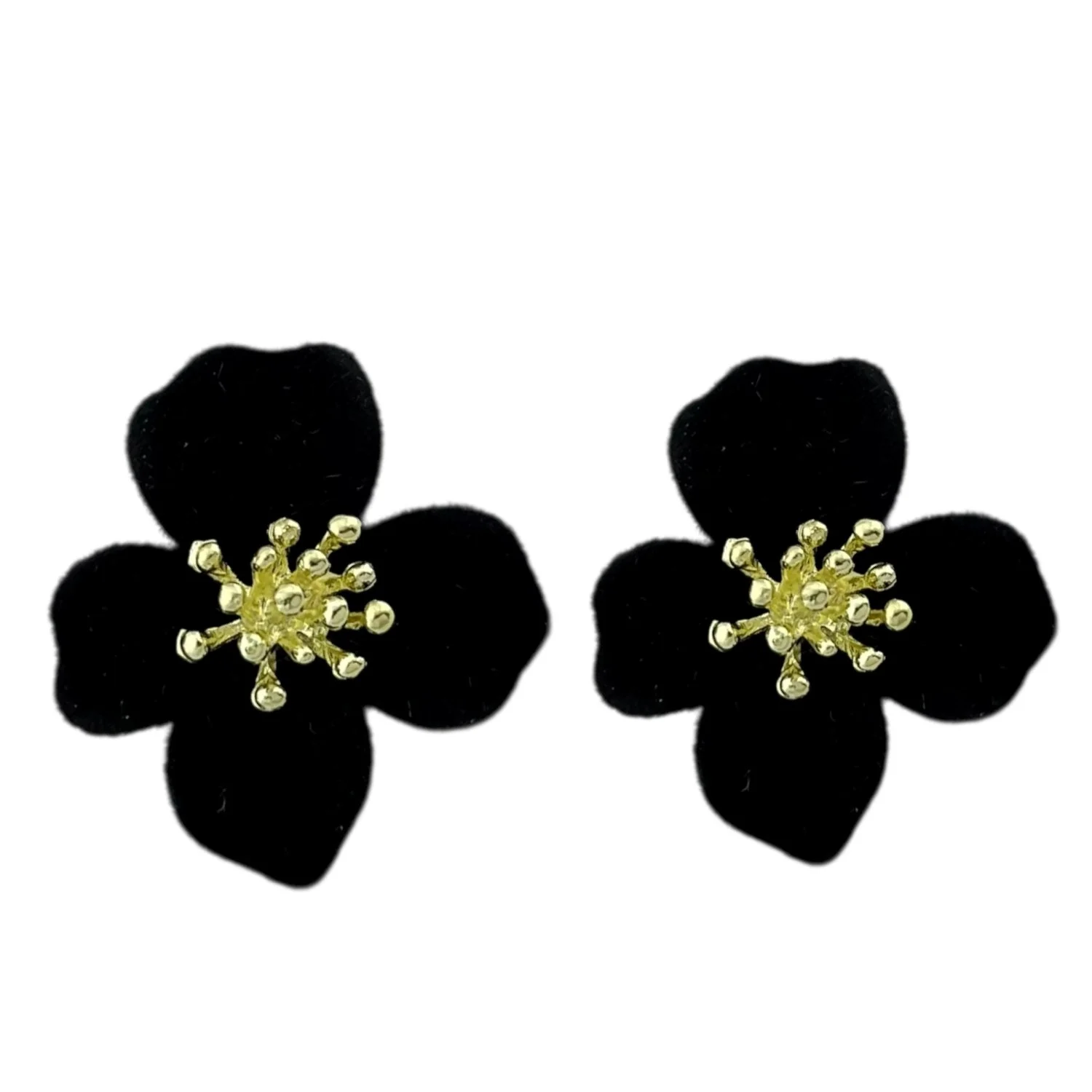 گوشواره زنانه مخملی با طرح گل، انتخابی شیک و دلربا