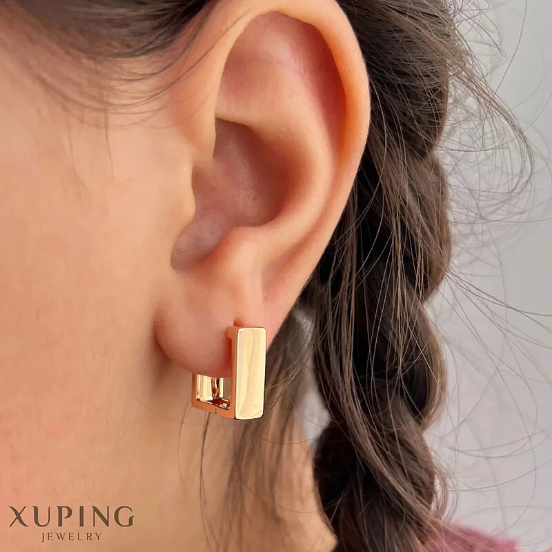 گوشواره مربعی ژوپینگ با طراحی مدرن و روکش طلایی