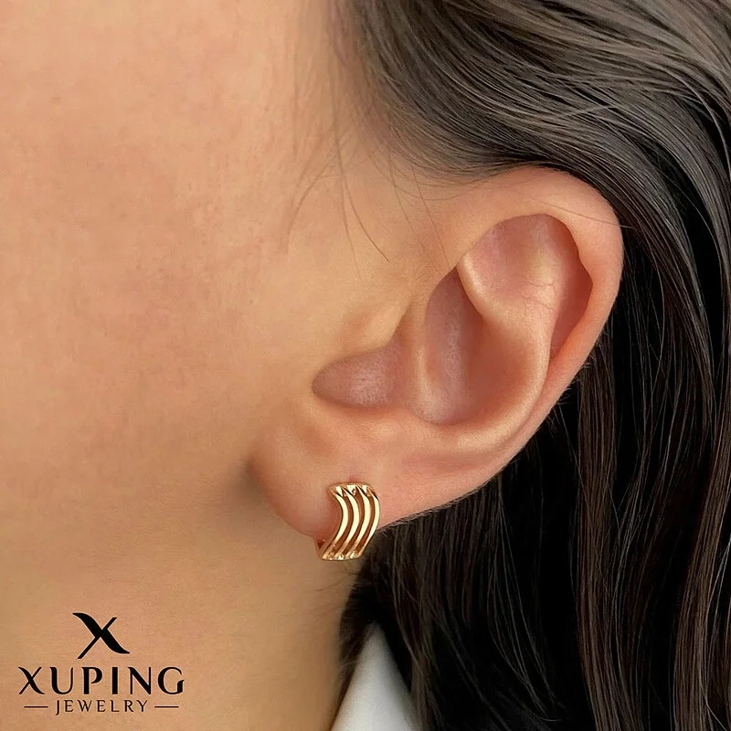گوشواره حلقه ای سه خط ژوپینگ، ظرافت در اوج سادگی از Xuping
