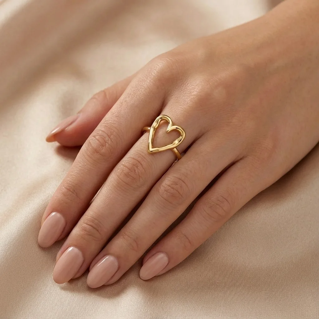 انگشتر زنانه طرح قلب مینیمال