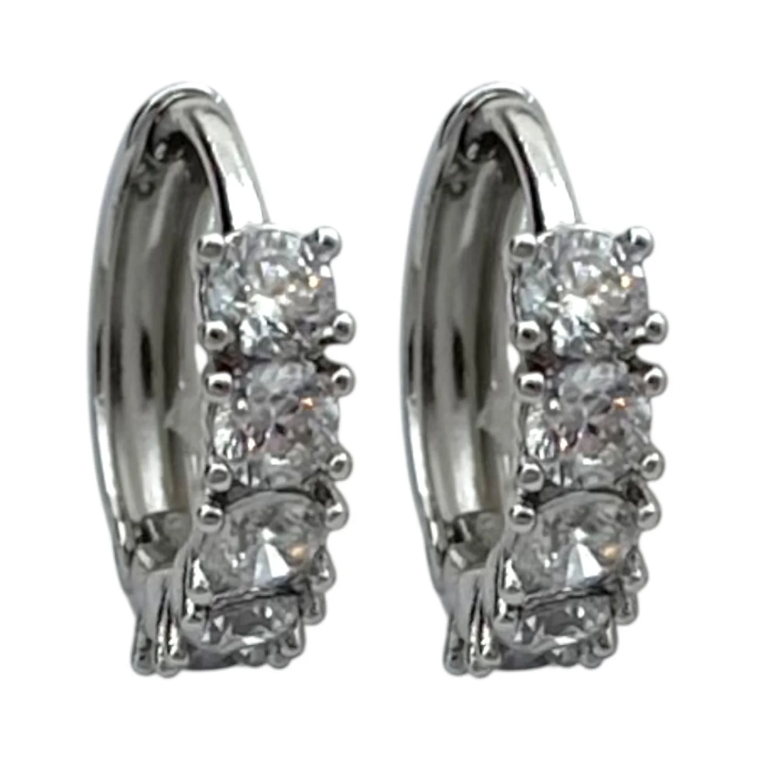 گوشواره زنانه مدل قلبی نگین دار با طراحی شیک ژوپینگ