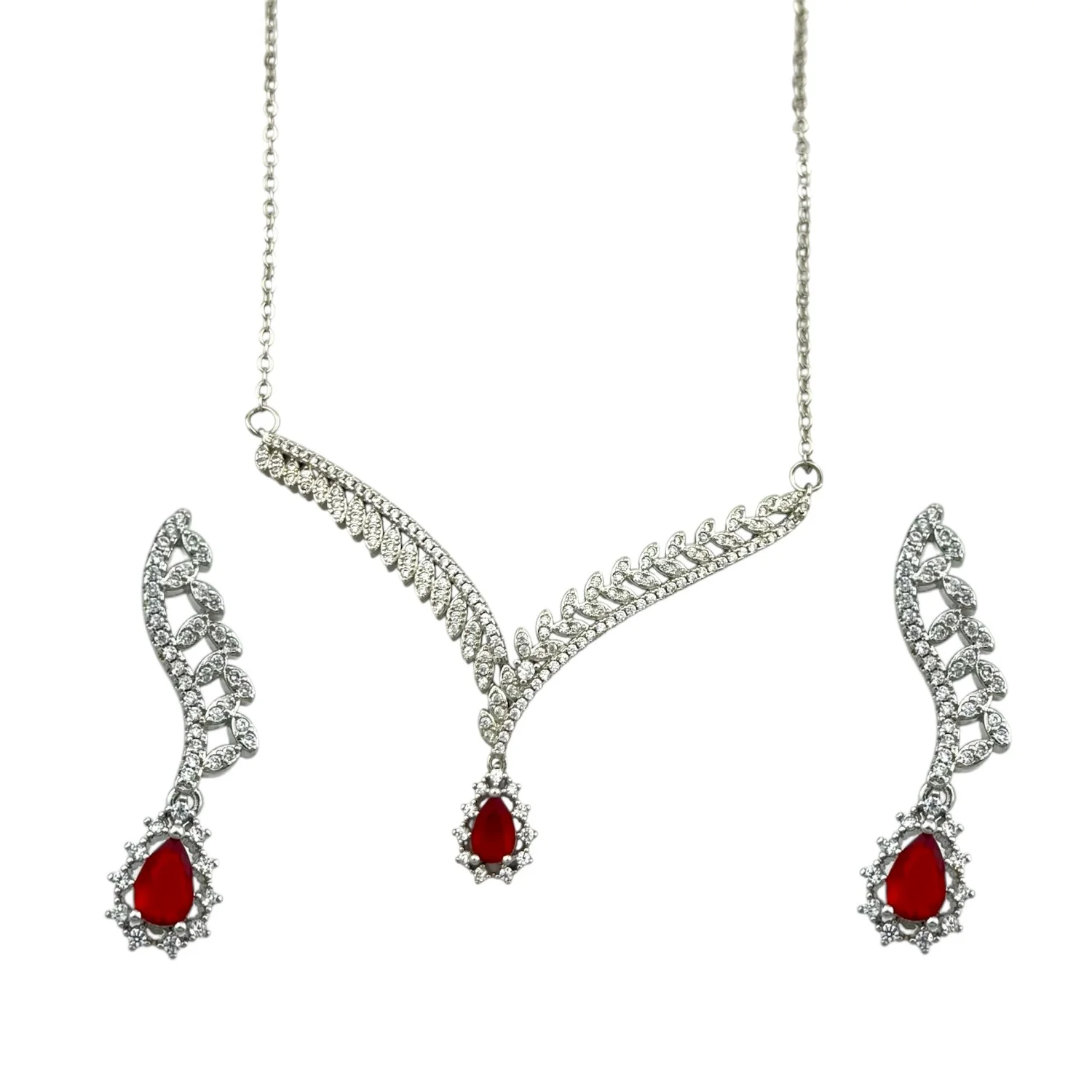 نیم ست جواهری زنانه با نگین قرمز، انتخابی شیک و خاص