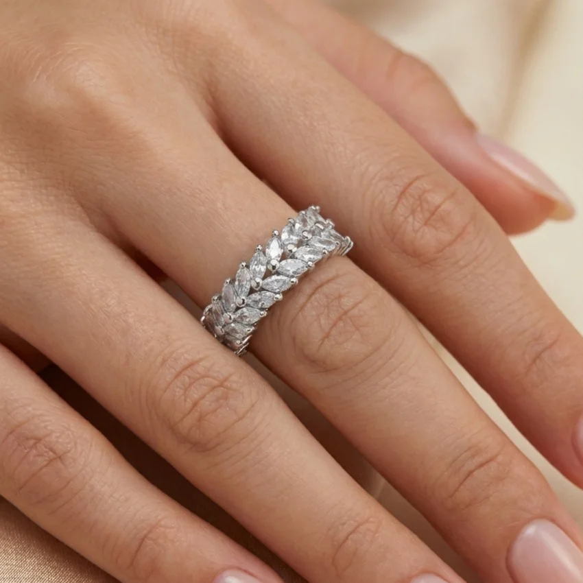 انگشتر زنانه مدل مارکویزا لوکس با نگینهای درخشان