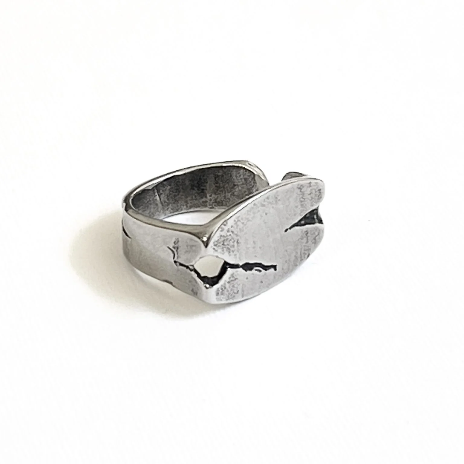 انگشتر مردانه طرح پارسیس، استایل خاص و مدرن