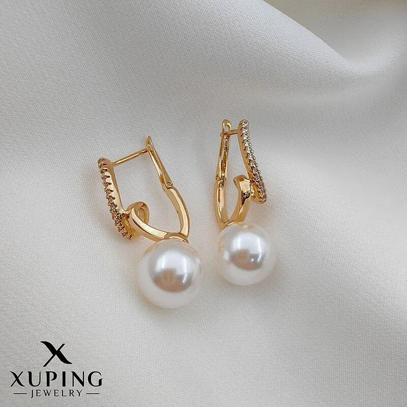 گوشواره حلقه‌ای نگین‌دار با مروارید پرورشی ژوپینگ