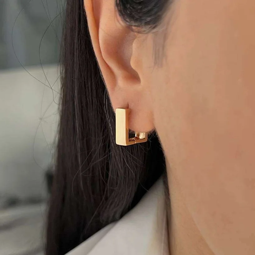 گوشواره زنانه مدل آینه‌ای ژوپینگ، انتخابی شیک و بادوام