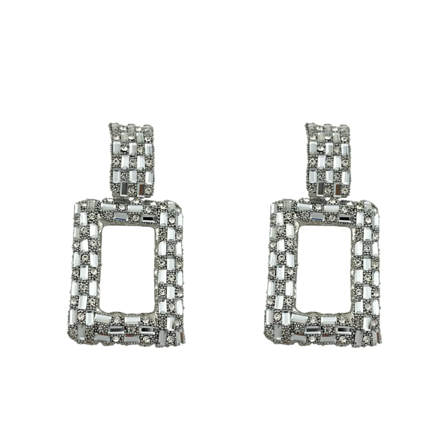 گوشواره زنانه جواهری طرح آینه، درخشش خیره کننده