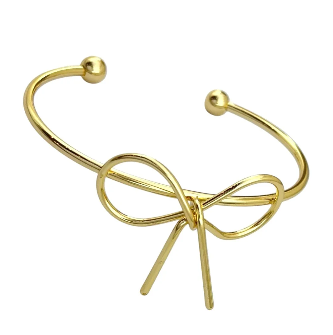 دستبند بنگل زنانه مدل آلیـنا طرح پاپیون طلایی